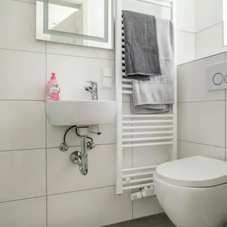 Kinderklinik, 600m Zum Bahnhof 2b