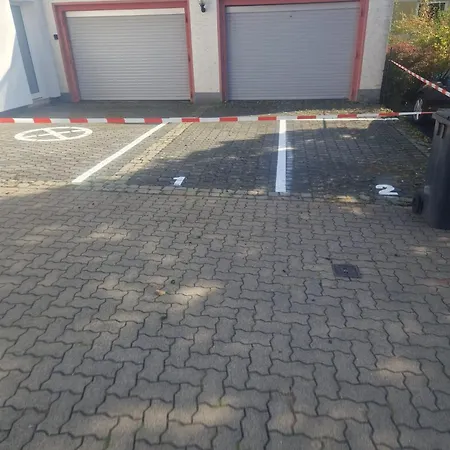 Kinderklinik, 600m Zum Bahnhof 2b Siegen