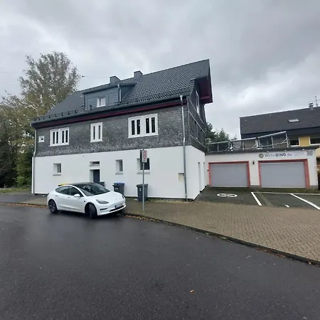 Kinderklinik, 600m Zum Bahnhof 2b *